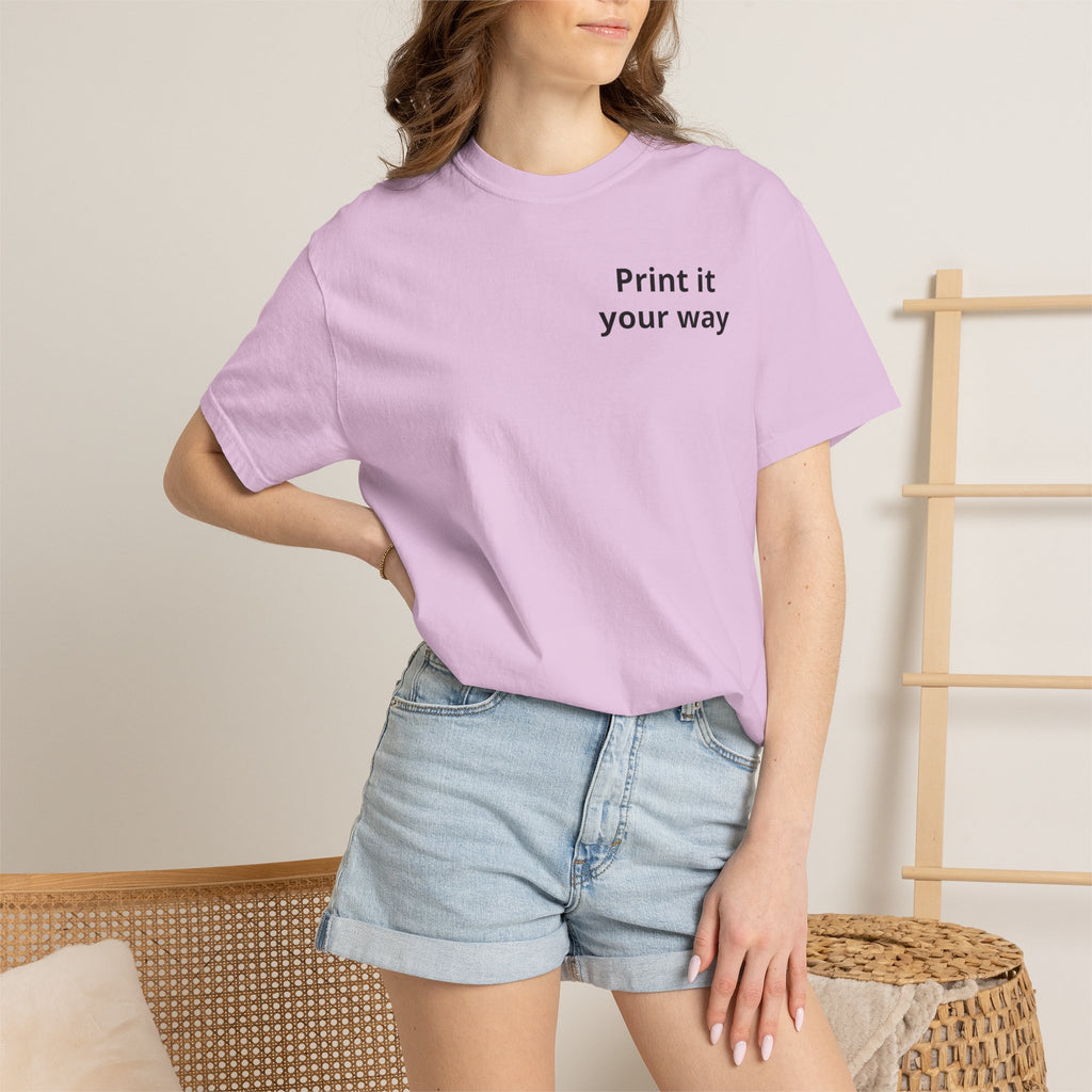 Personalizable Hairstylist Scissors and Comb T-shirt | Salon Girlie Aesthetic