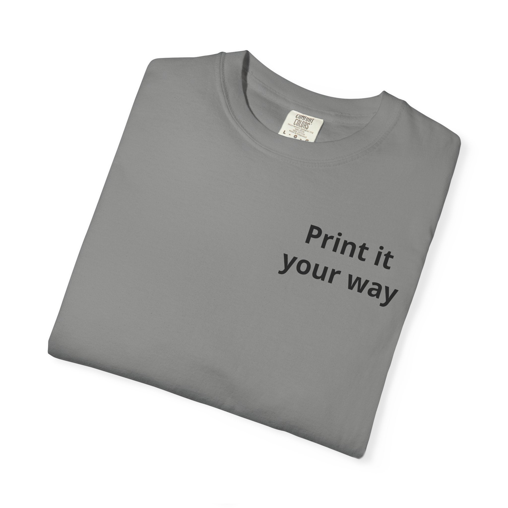 Personalizable Hairstylist Scissors and Comb T-shirt | Salon Girlie Aesthetic