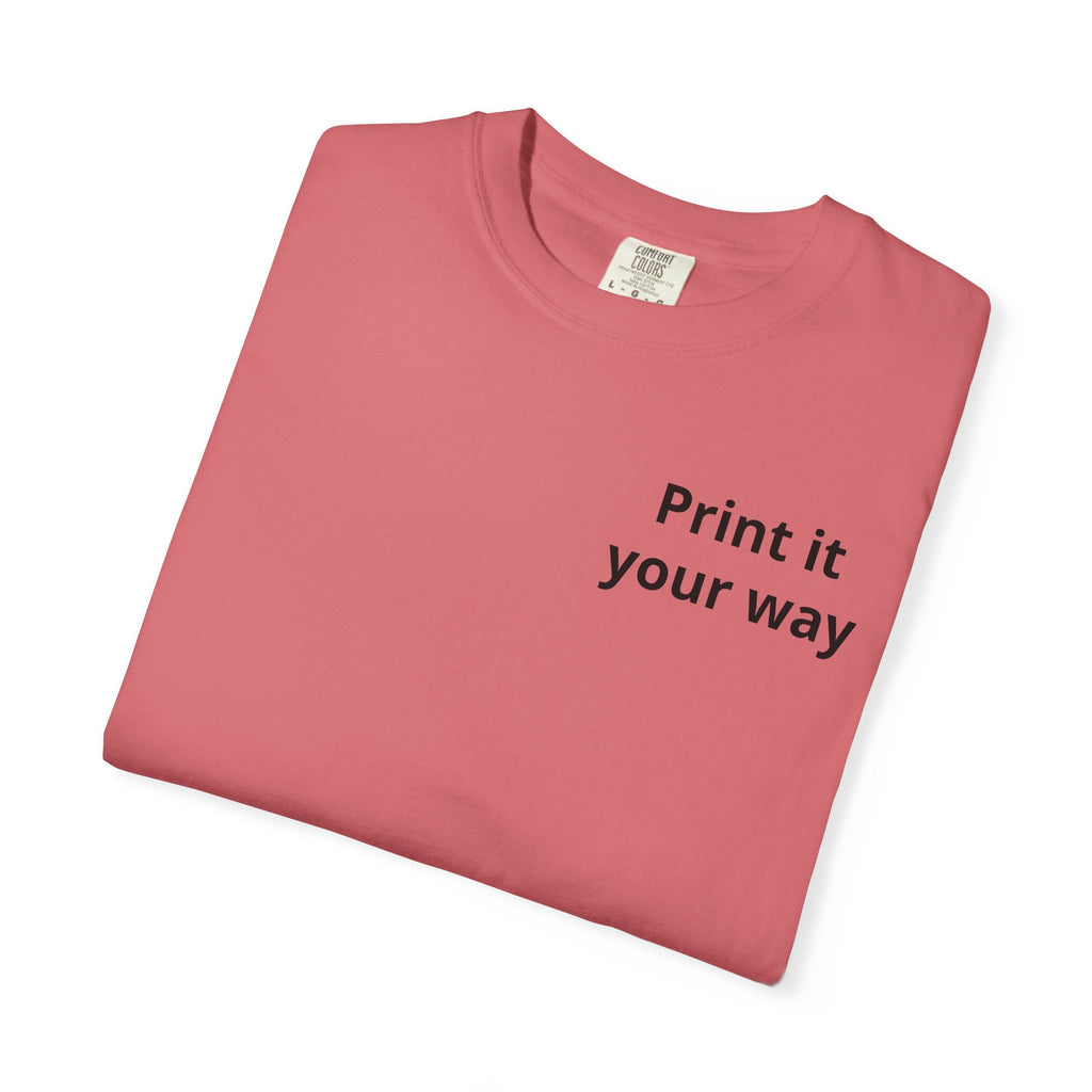 Personalizable Hairstylist Scissors and Comb T-shirt | Salon Girlie Aesthetic