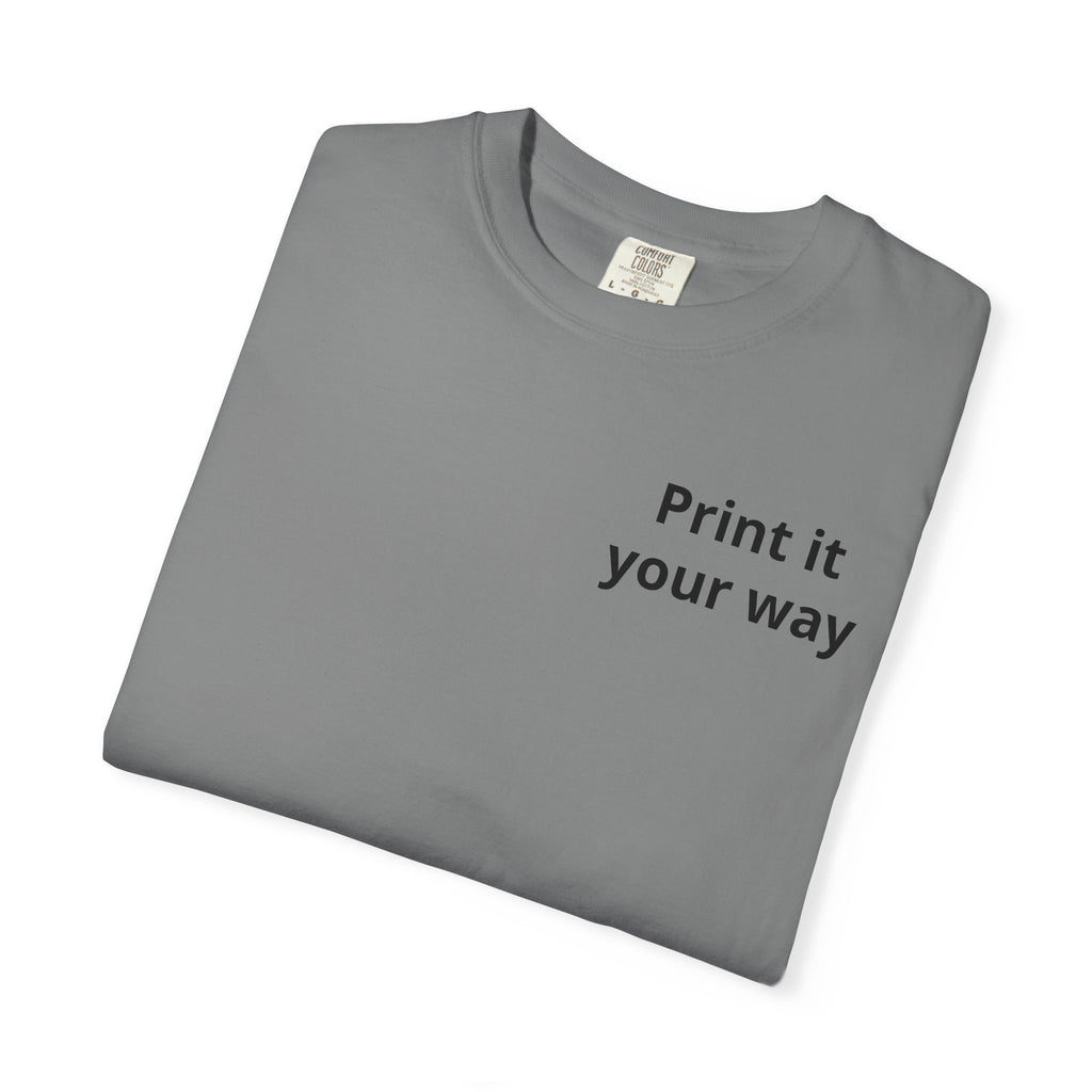 Personalizable Hairstylist Scissors and Comb T-shirt | Salon Girlie Aesthetic