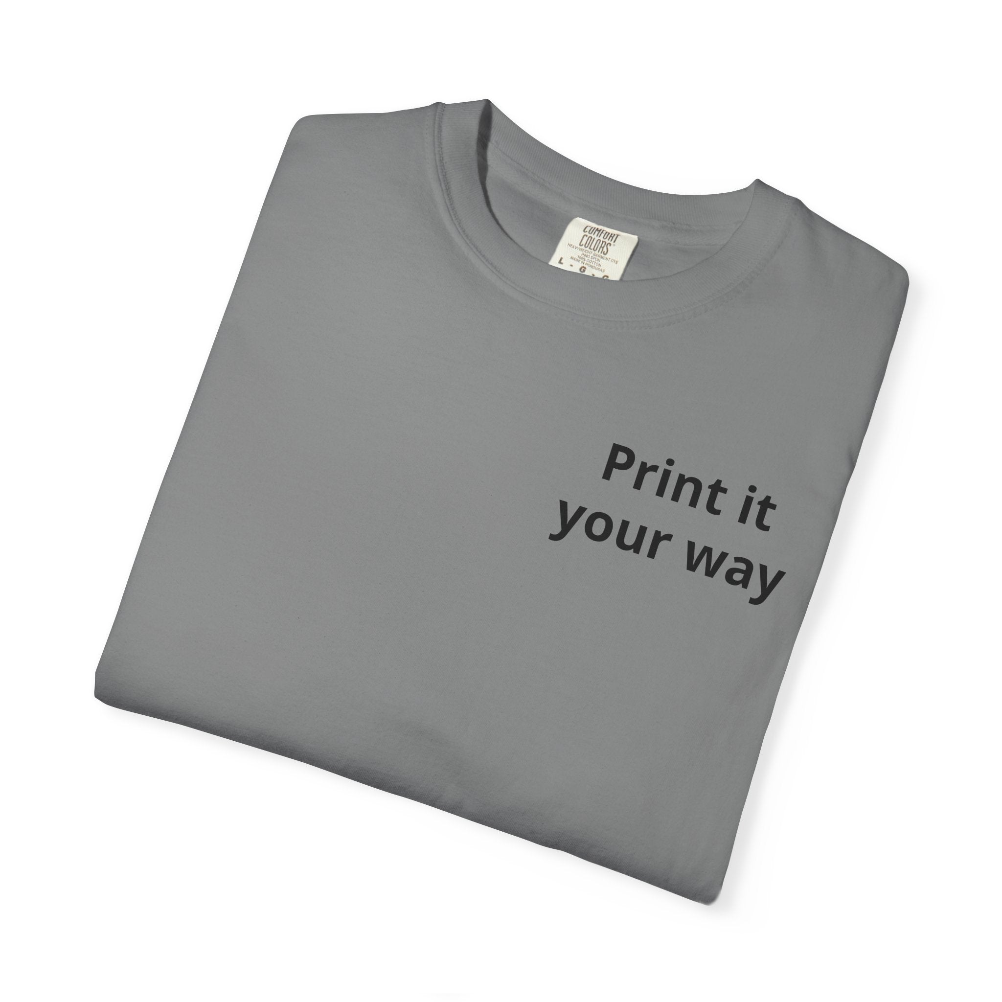 Personalizable Hairstylist Scissors and Comb T-shirt | Salon Girlie Aesthetic