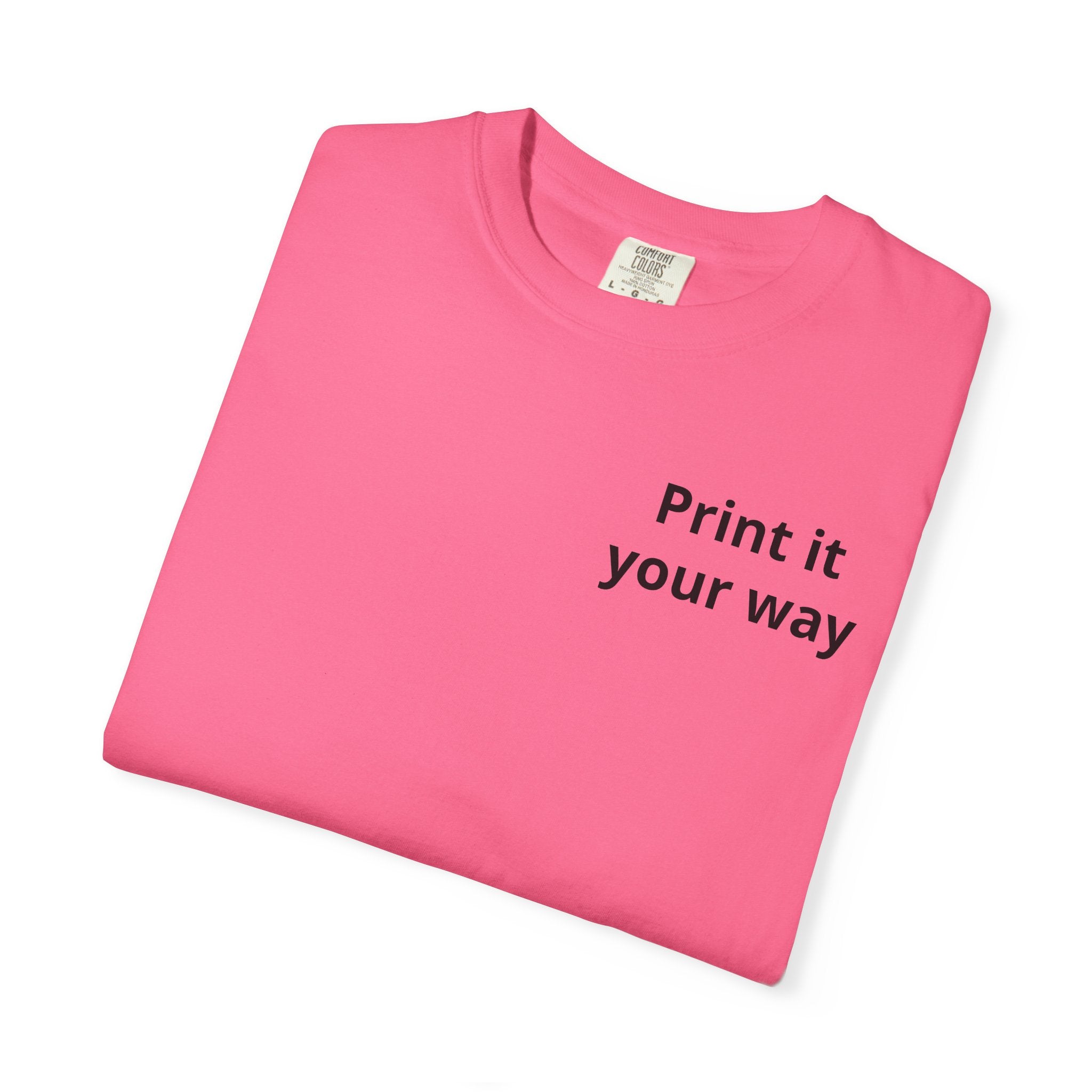 Personalizable Hairstylist Scissors and Comb T-shirt | Salon Girlie Aesthetic