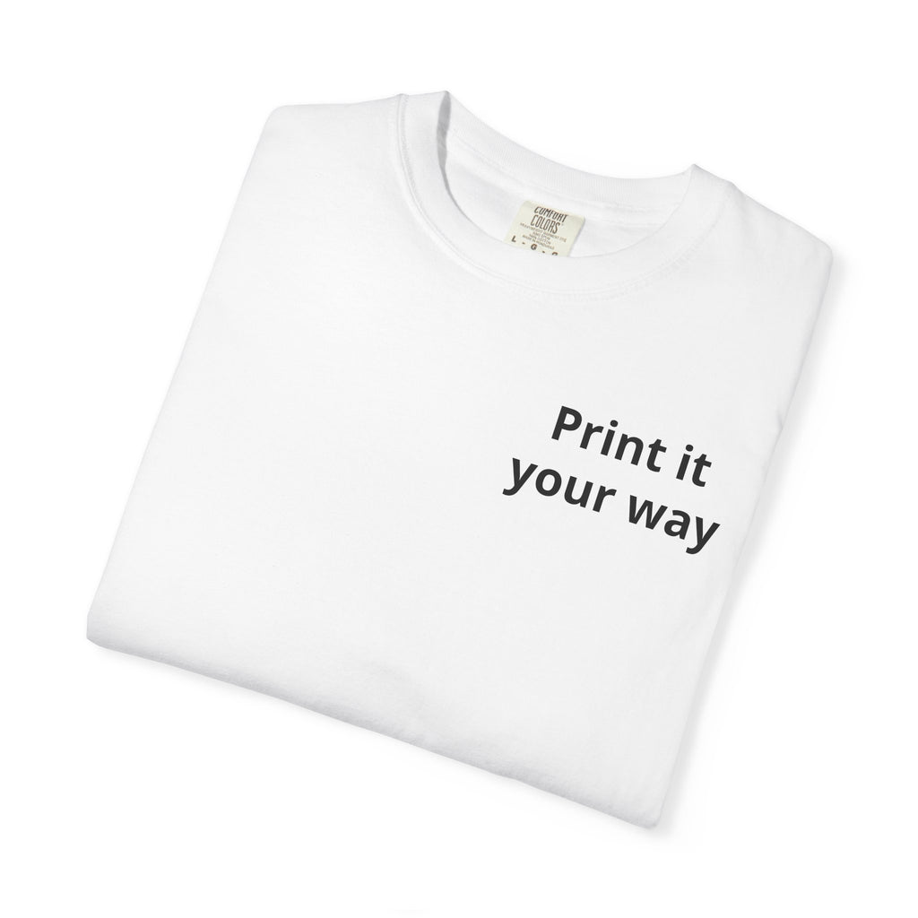Personalizable Hairstylist Scissors and Comb T-shirt | Salon Girlie Aesthetic