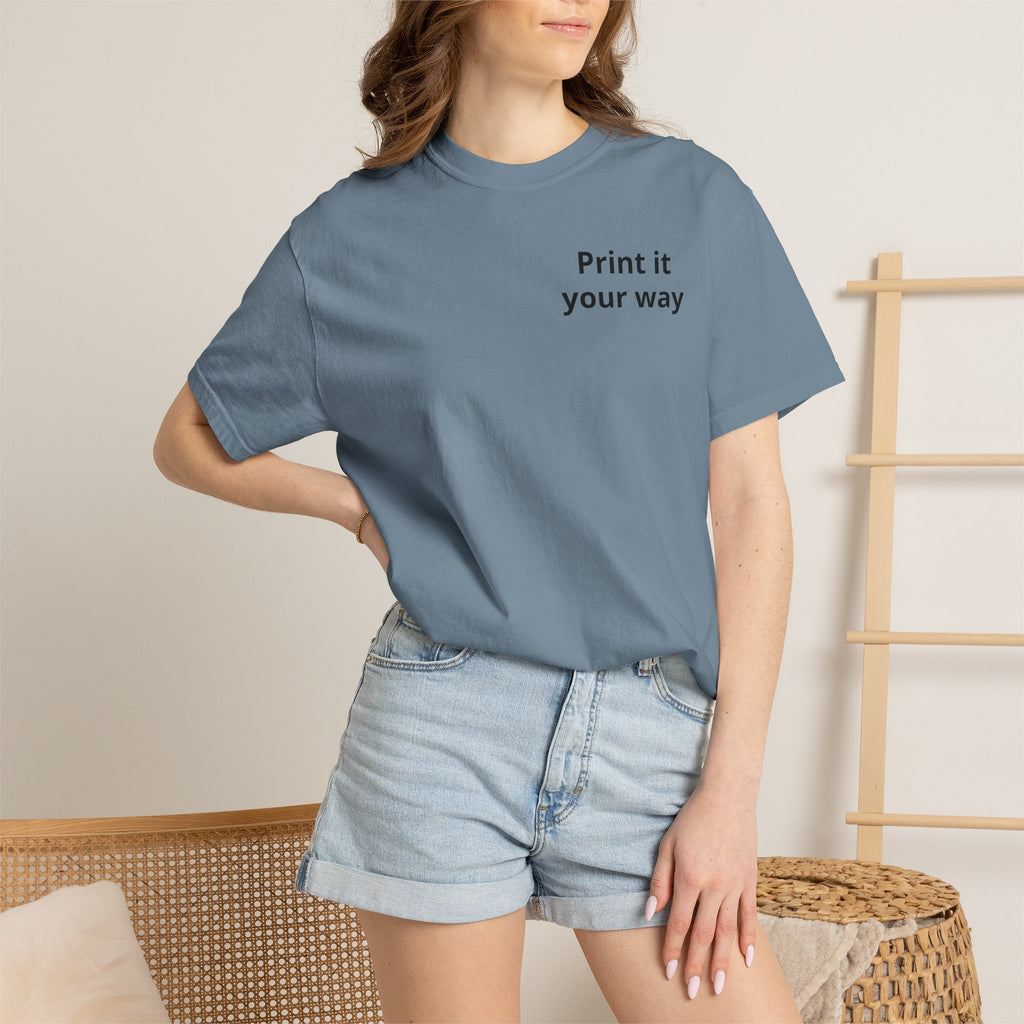 Personalizable Hairstylist Scissors and Comb T-shirt | Salon Girlie Aesthetic