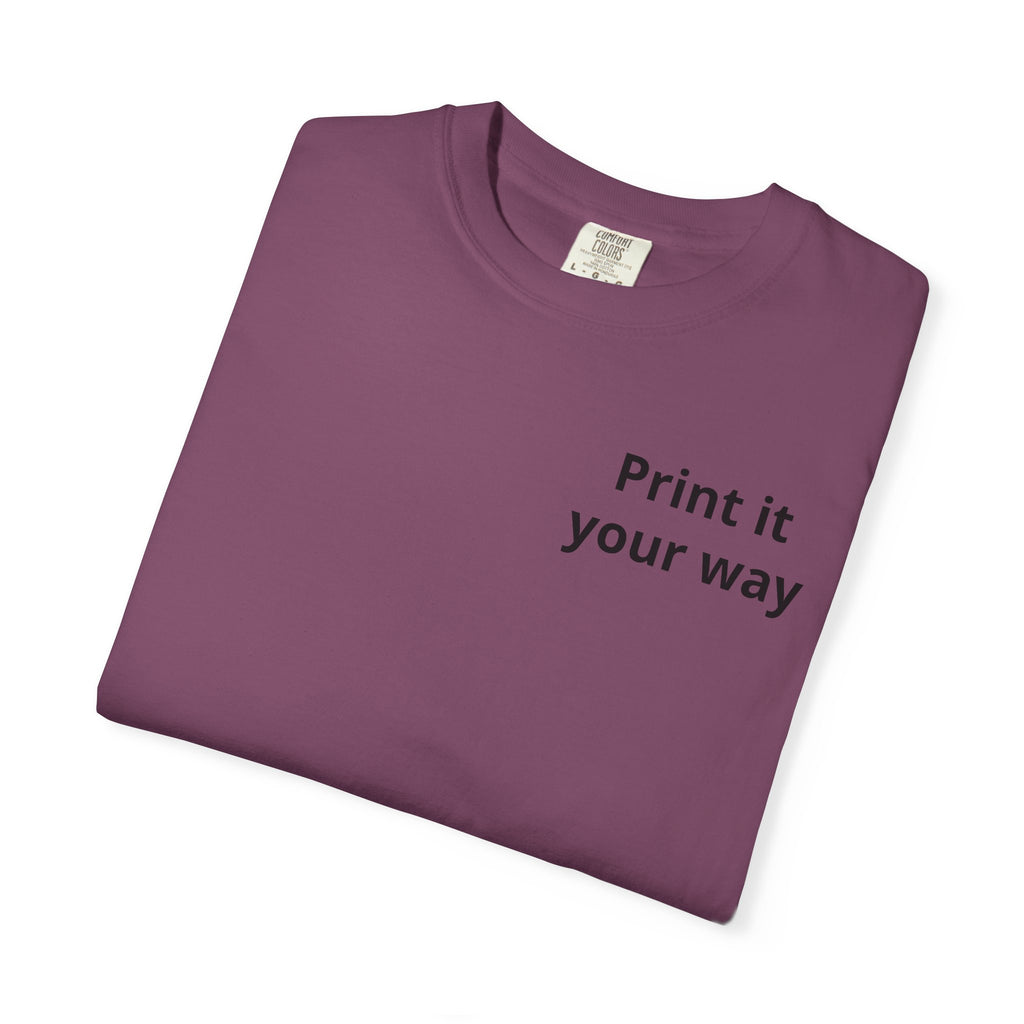 Personalizable Hairstylist Scissors and Comb T-shirt | Salon Girlie Aesthetic