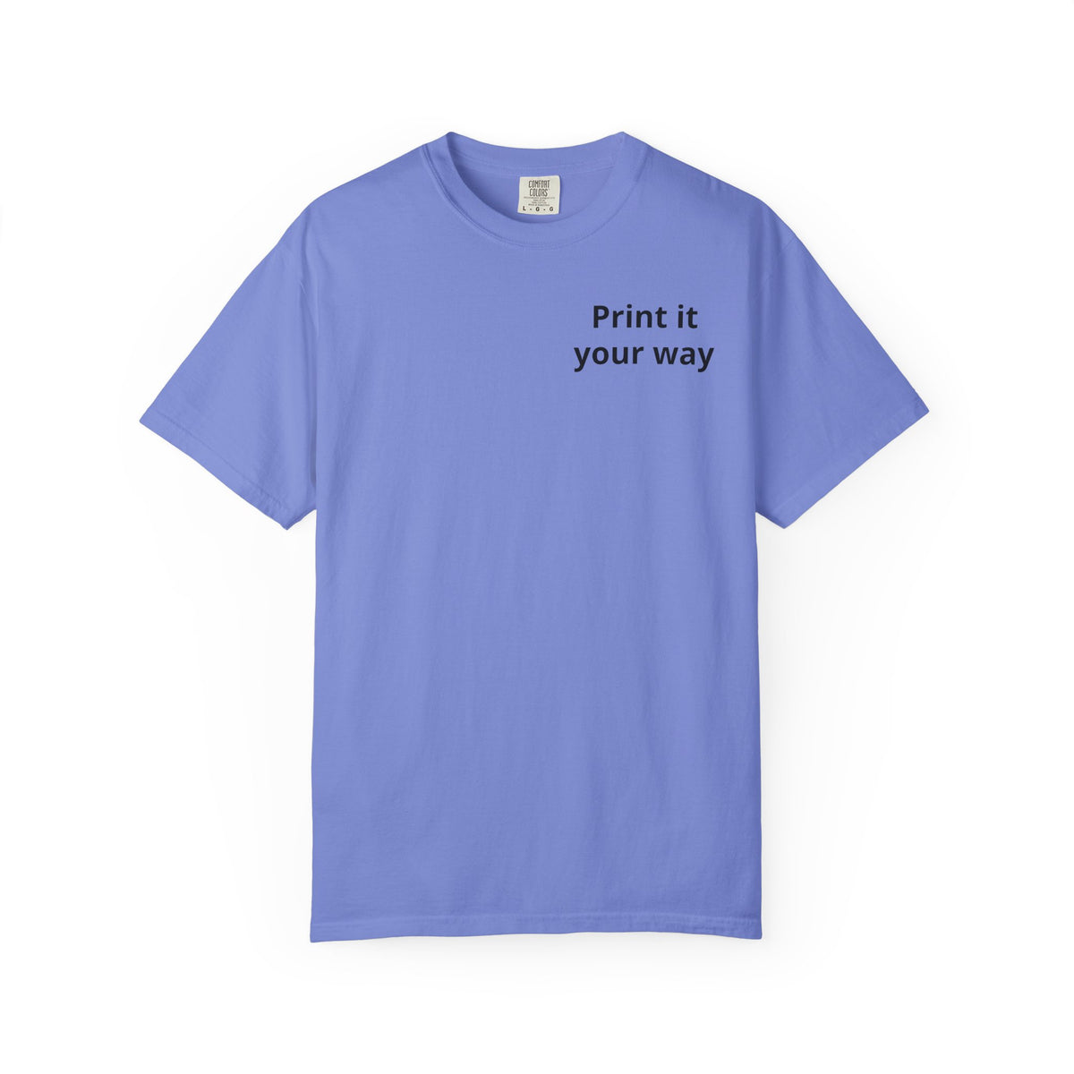 Personalizable Hairstylist Scissors and Comb T-shirt | Salon Girlie Aesthetic